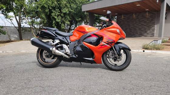 SUZUKI GSX 1300R HAYABUSA 